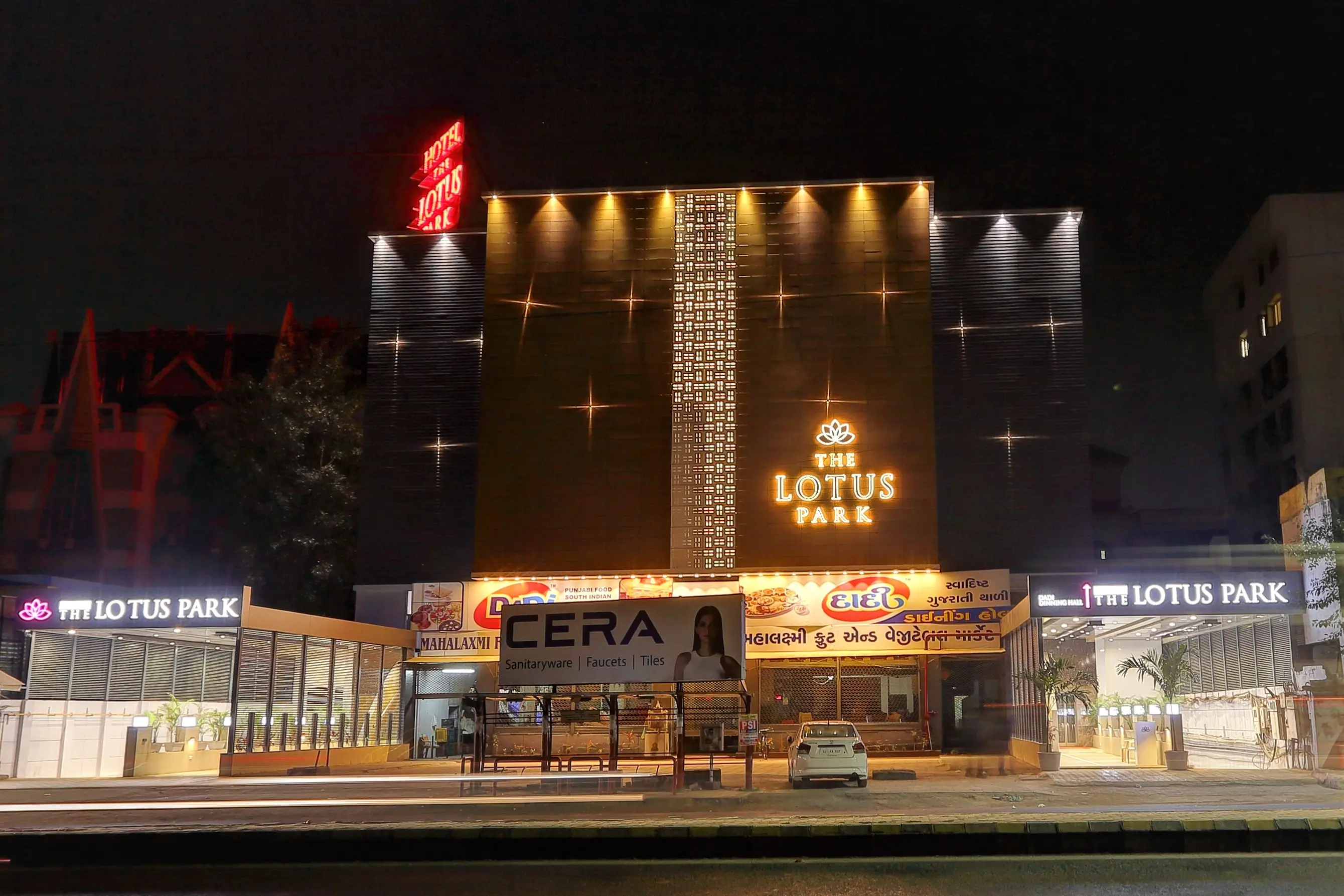 Hotel Lotus Park building